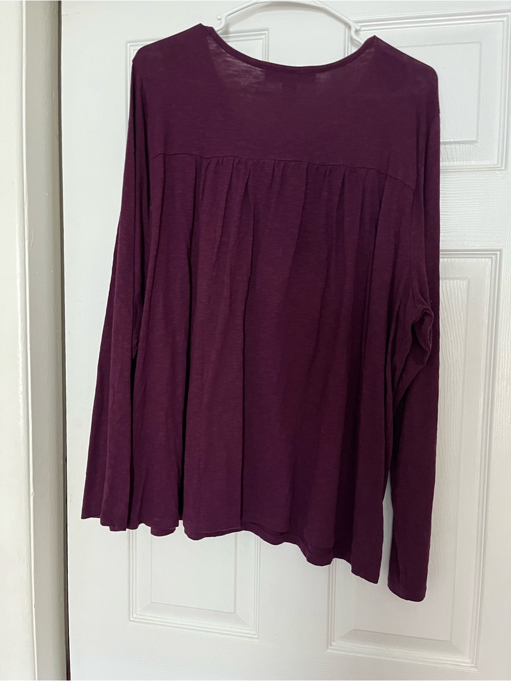 Gloria Vanderbilt Plum Long Sleeve Scoop Neck Top - Picture 6 of 8